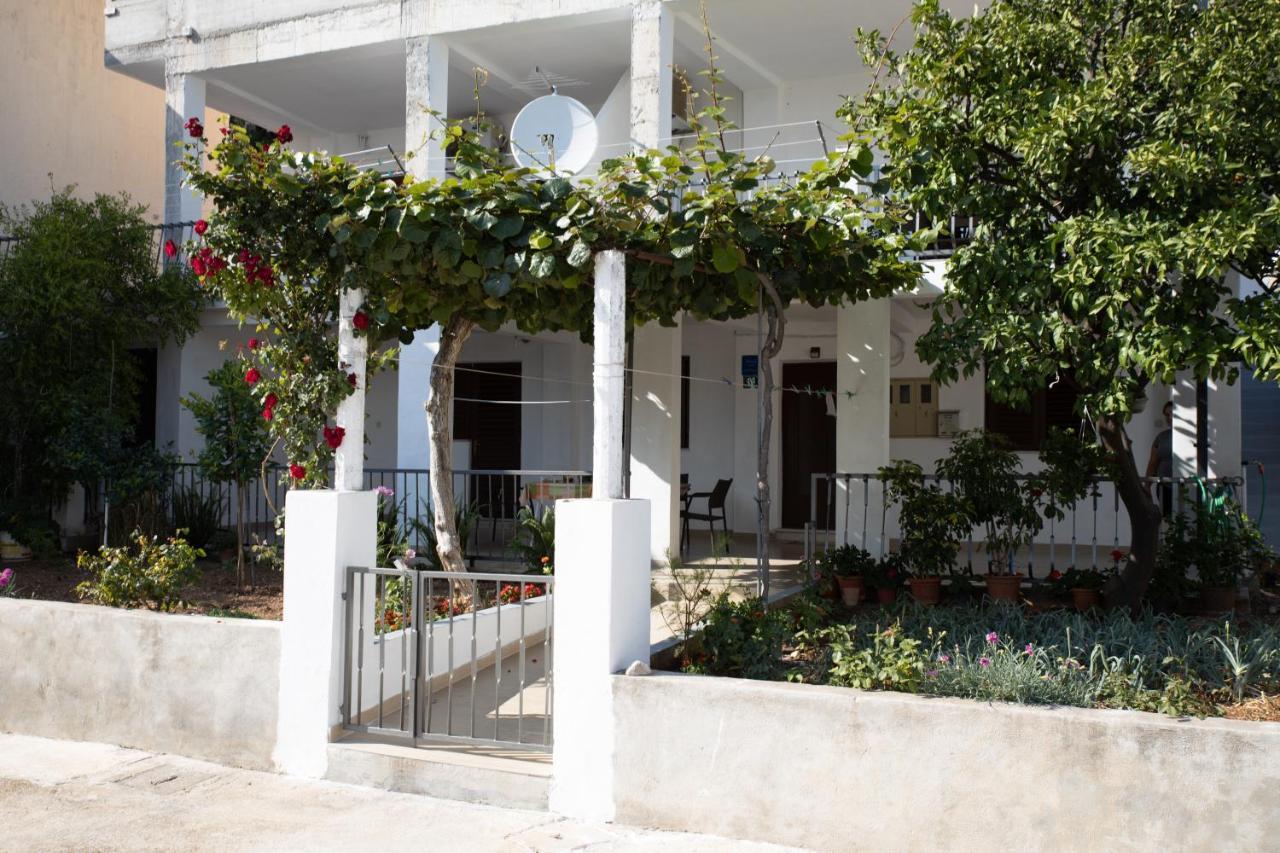Apartments Latkovic Zaostrog Exterior photo